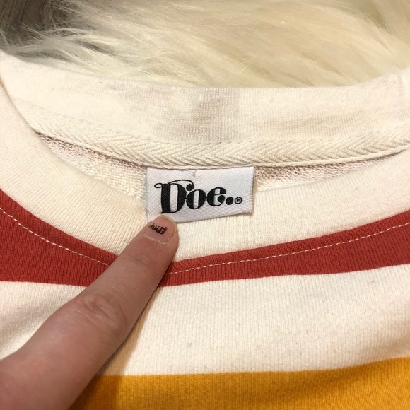 Rainbow top - Picture 3 of 4